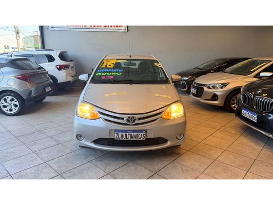TOYOTA ETIOS 1.3 X 16V FLEX 4P MANUAL TOYOTA ETIOS 1.3 X 16V FLEX 4P MANUAL